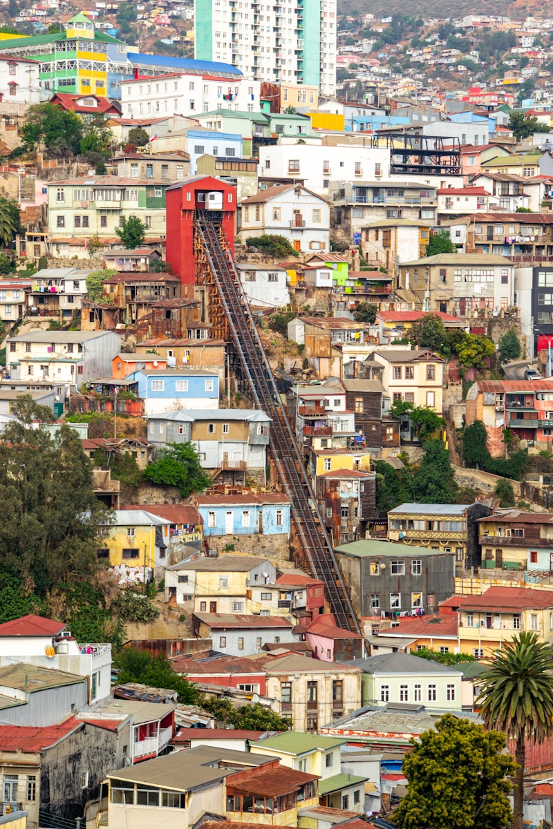 Valparaiso et ses collines colorées